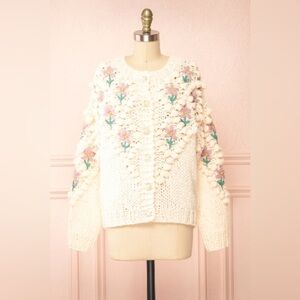 Chunky Floral Knit Cardigan
